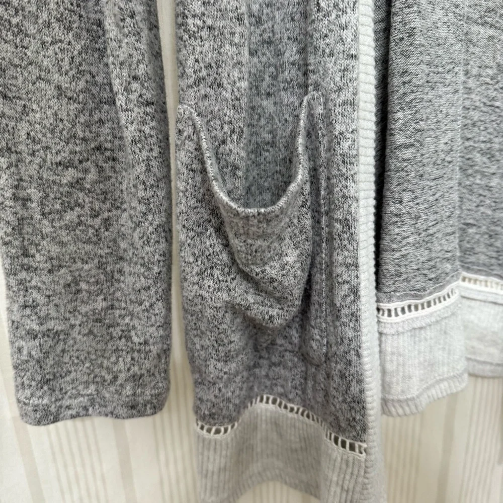 EUC💕 Olive & Oak Drop Shoulder Long Sleeve Open Cardigan with Pockets - Picture 4 of 7